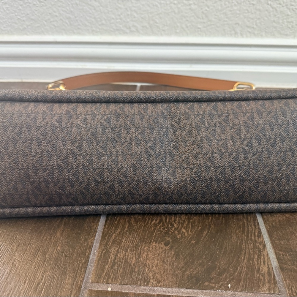 Michael Kors Kensington Monogram Shoulder Tote - Picture 3 of 8